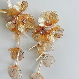 Zara famous Kate earrings gold Floral Drop Earrings